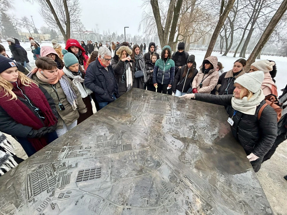 Auschwitz